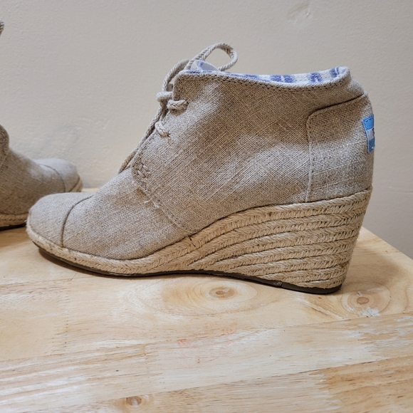 Toms shoes 6.5 US - Picture 6 of 8